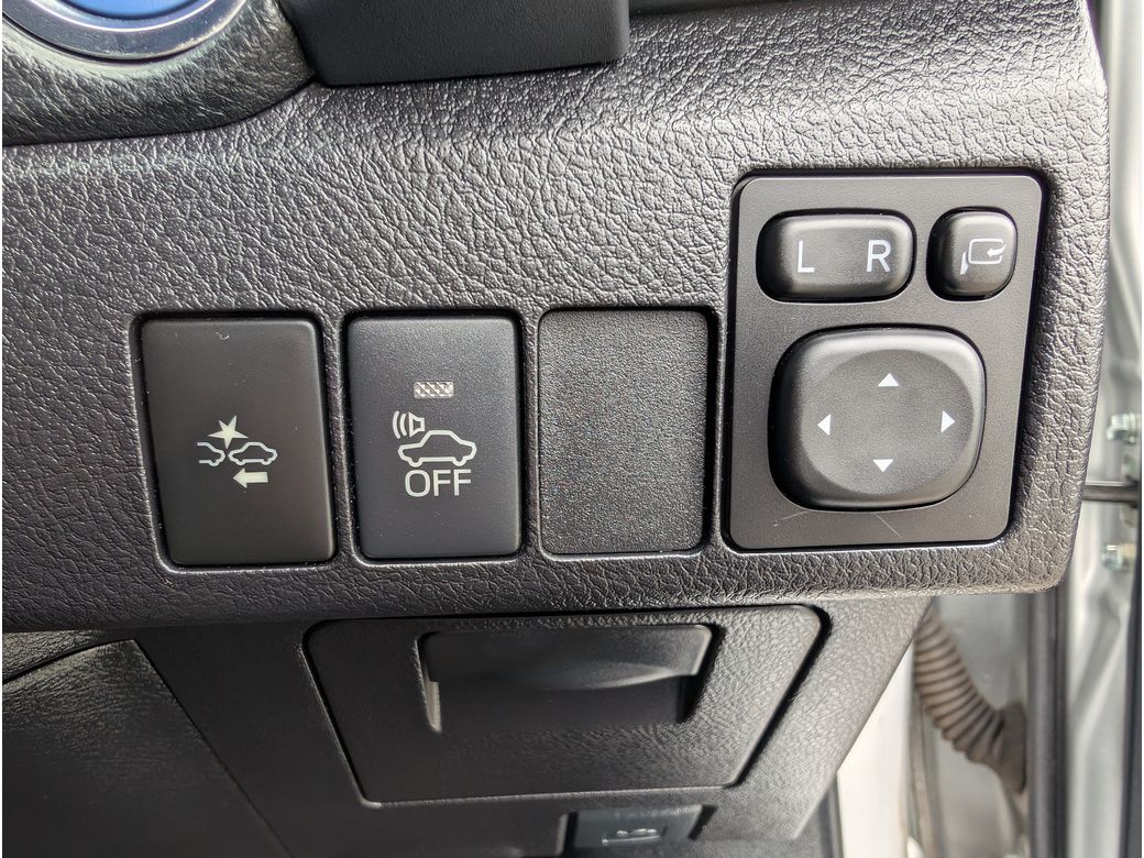 2016 Toyota Auris