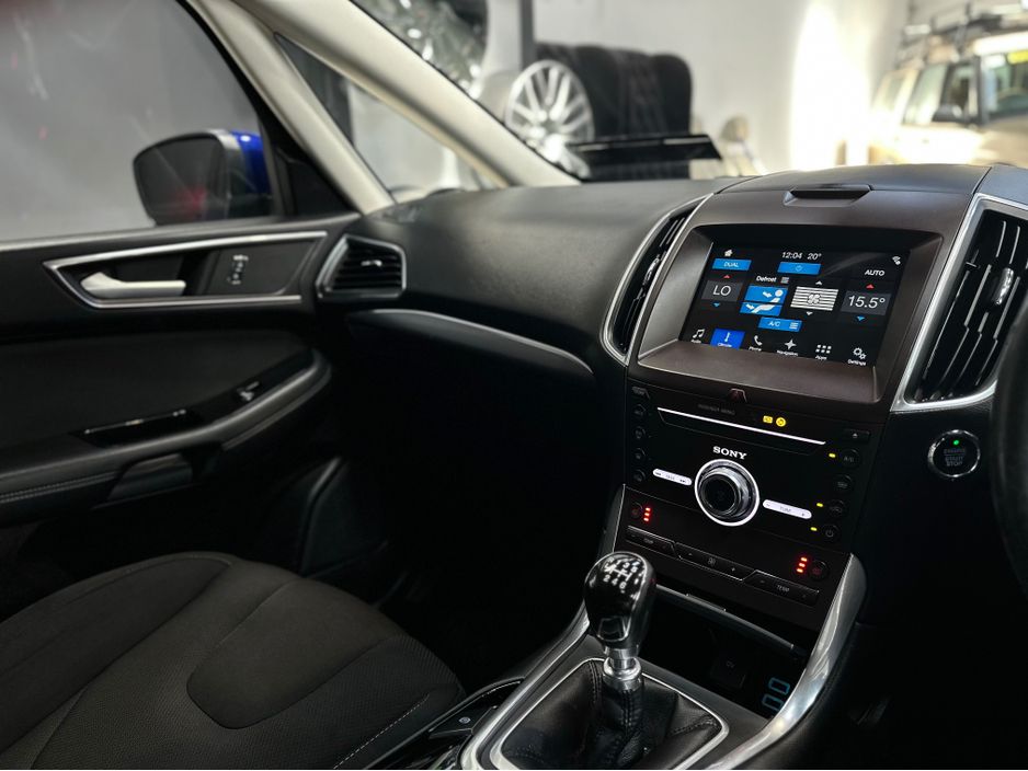 2017 Ford S-Max
