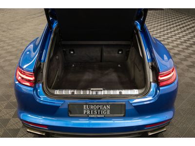 2018 Porsche Panamera