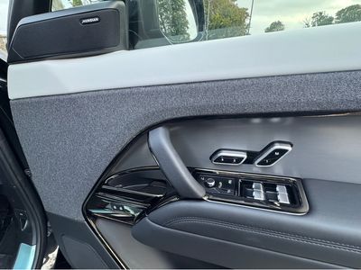 2024 Land Rover Range Rover Sport