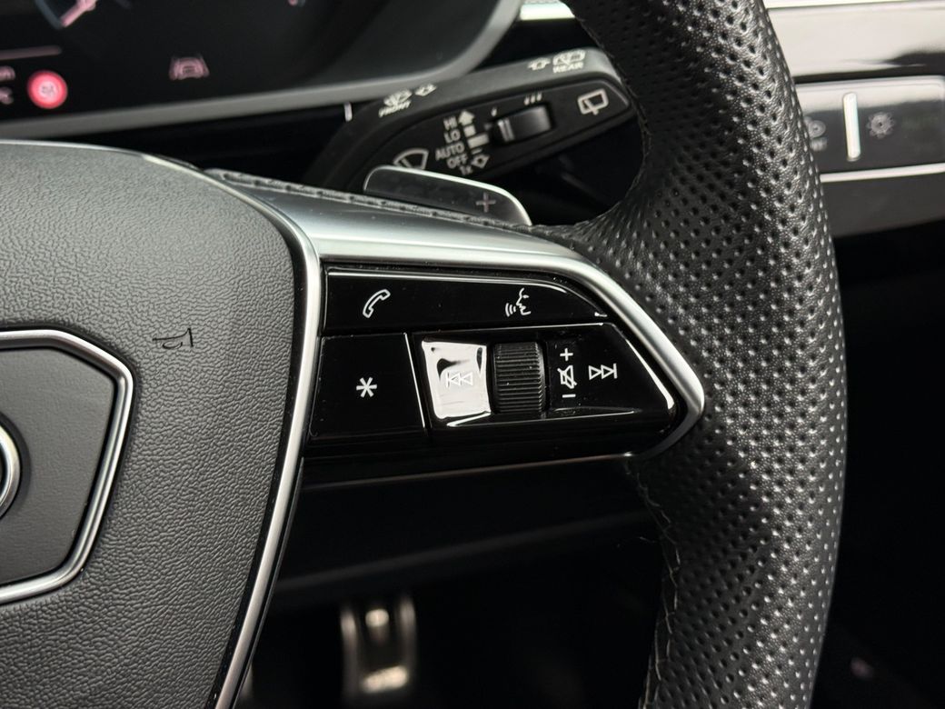 2024 Audi Q8 e-tron