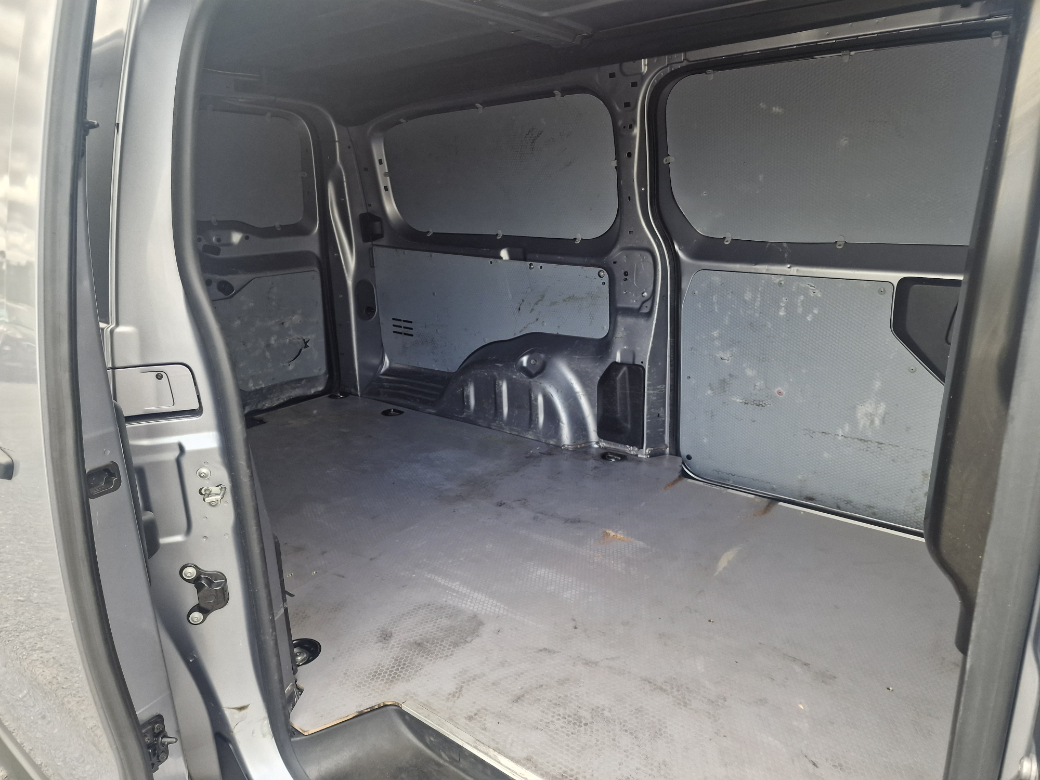 2022 Opel Vivaro