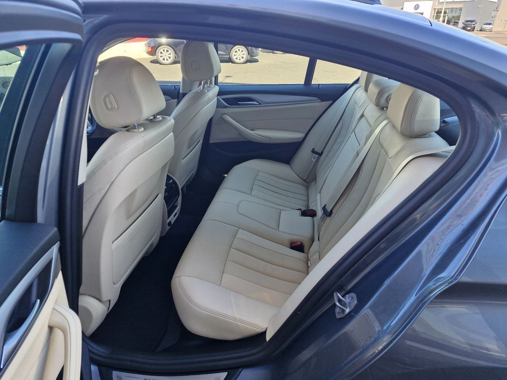 2022 BMW 5 Series
