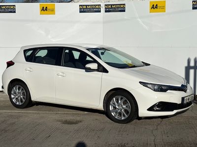 2016 Toyota Auris