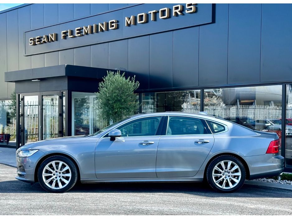 2021 Volvo S90