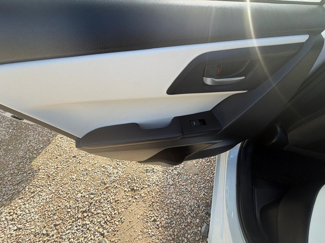 2016 Toyota Auris