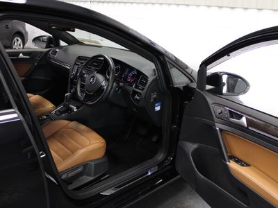 2016 Volkswagen Golf