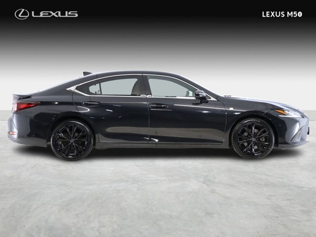 2023 Lexus ES 300h