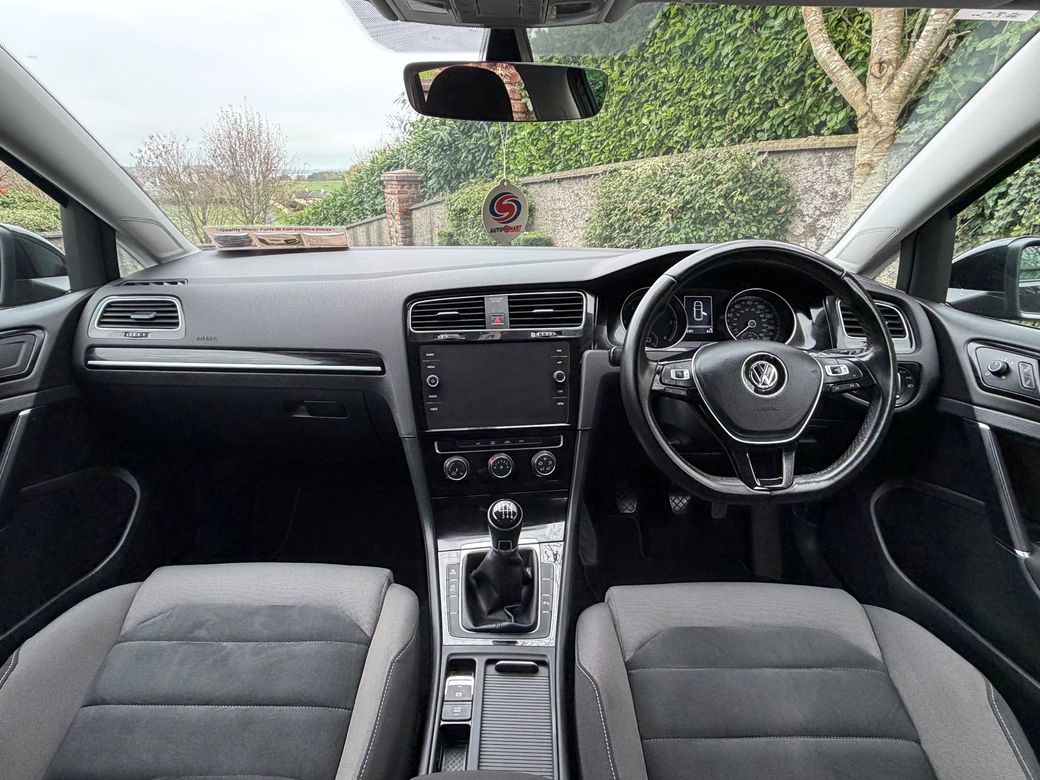 2017 Volkswagen Golf