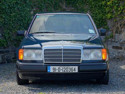1991 Mercedes-Benz E 300