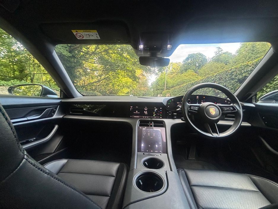 2023 Porsche Taycan