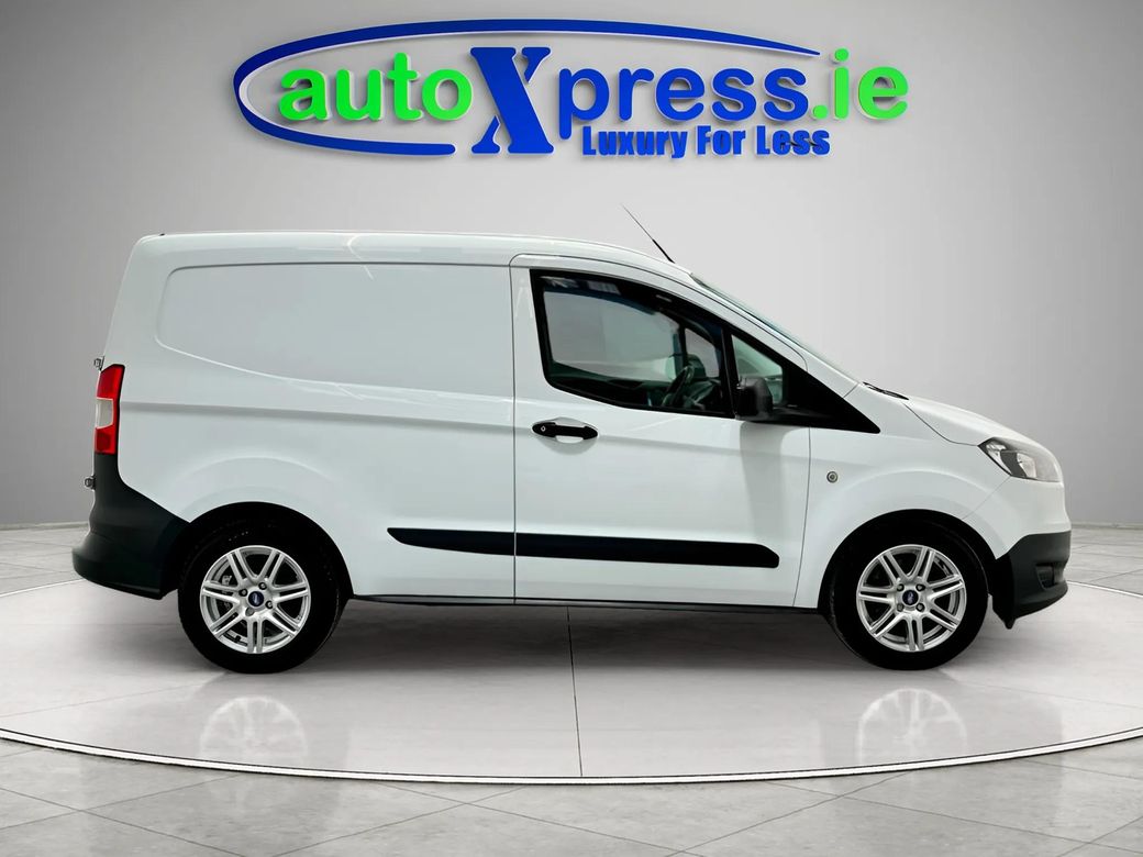2018 Ford Transit Courier