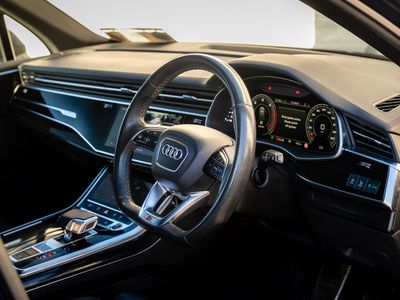 2021 Audi Q7