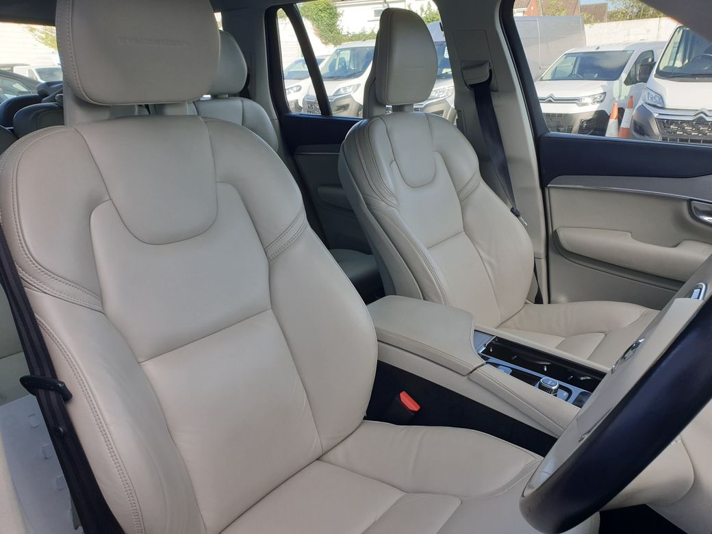 2016 Volvo XC90