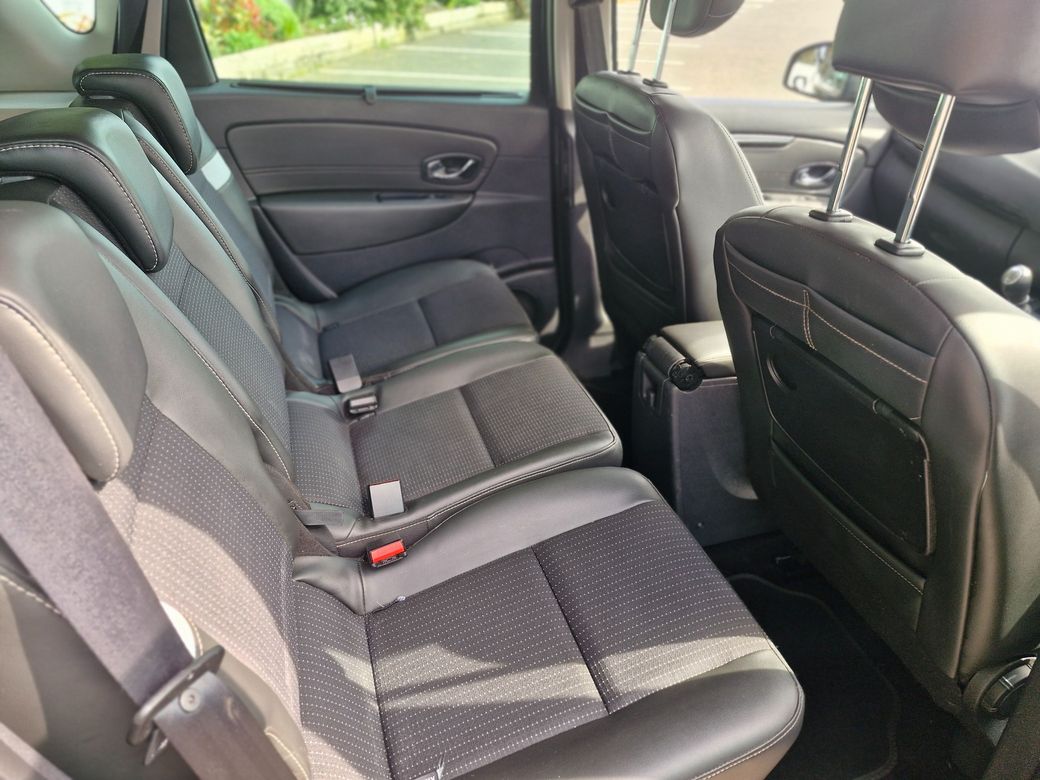 2016 Renault Scenic