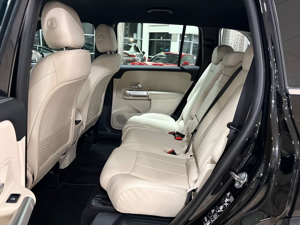 2023 Mercedes-Benz GLB Class