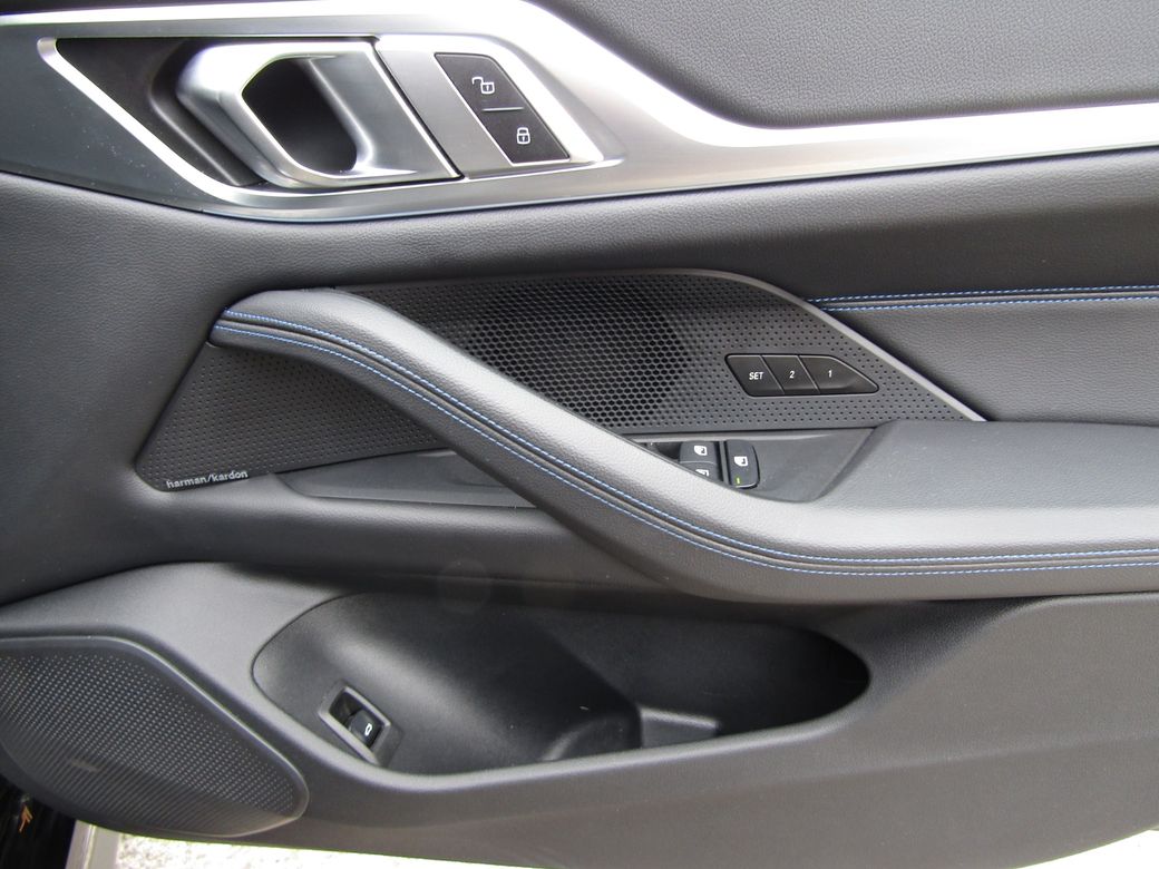 2023 BMW i4