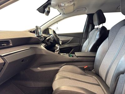 2021 Peugeot 5008