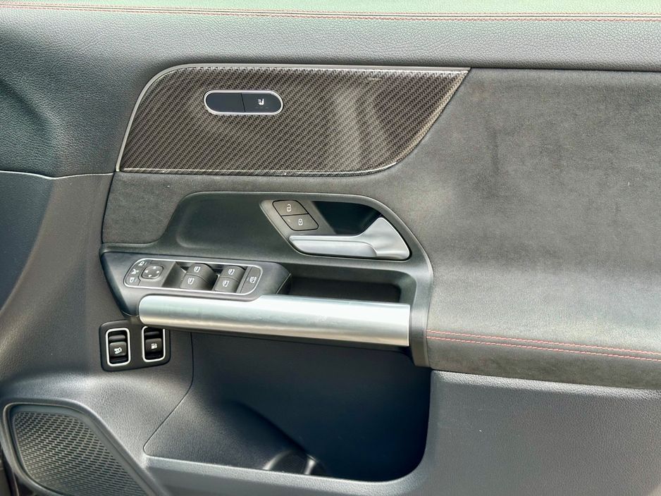 2025 Mercedes-Benz GLA Class
