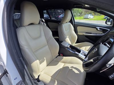 2017 Volvo V60