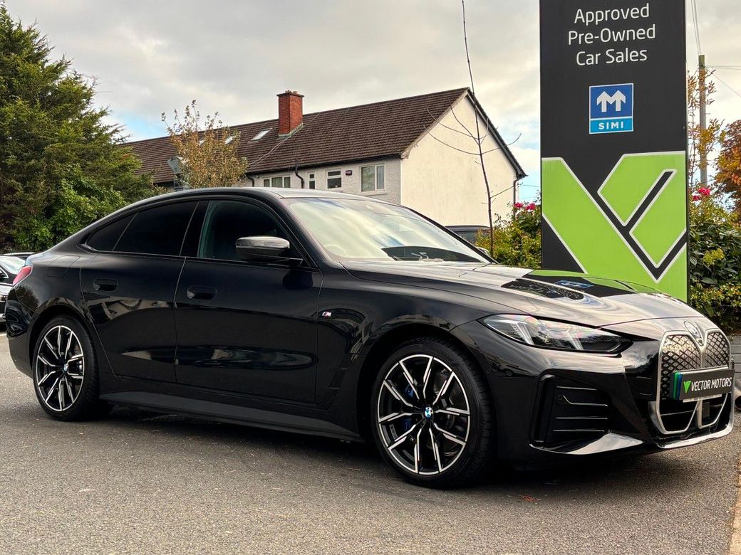 2025 BMW i4