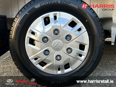 2025 Silver Maxus Deliver 7