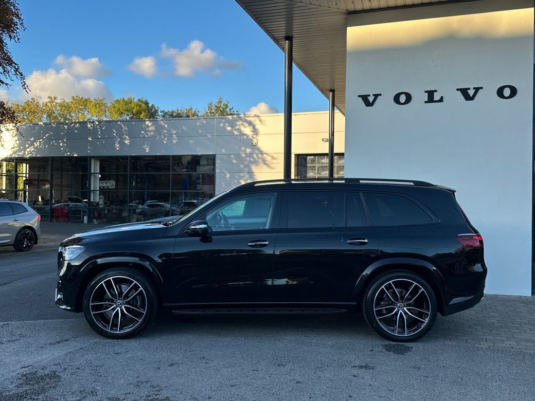 2025 Mercedes-Benz GLS