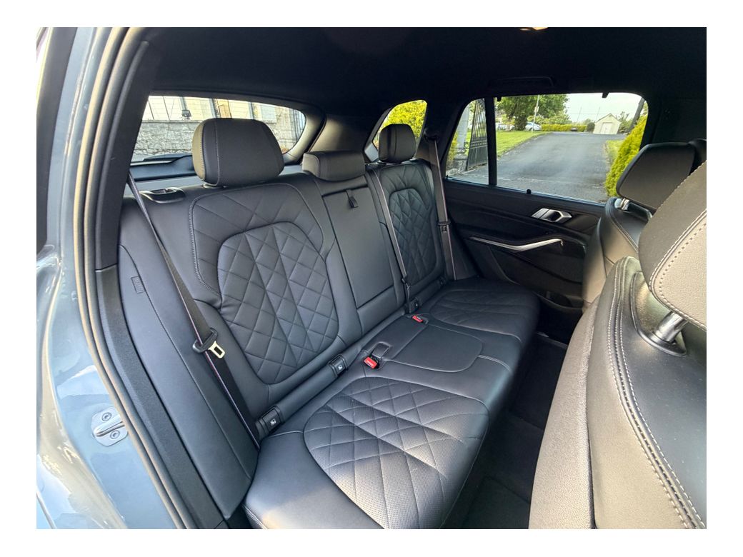 2025 BMW X5