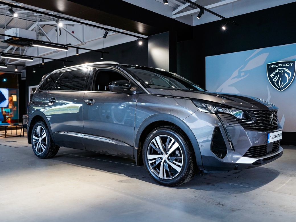 2023 Peugeot 5008