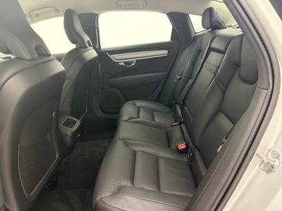2021 Volvo S90