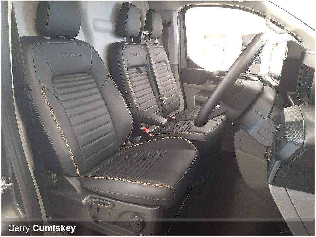 2025 Ford Transit Custom