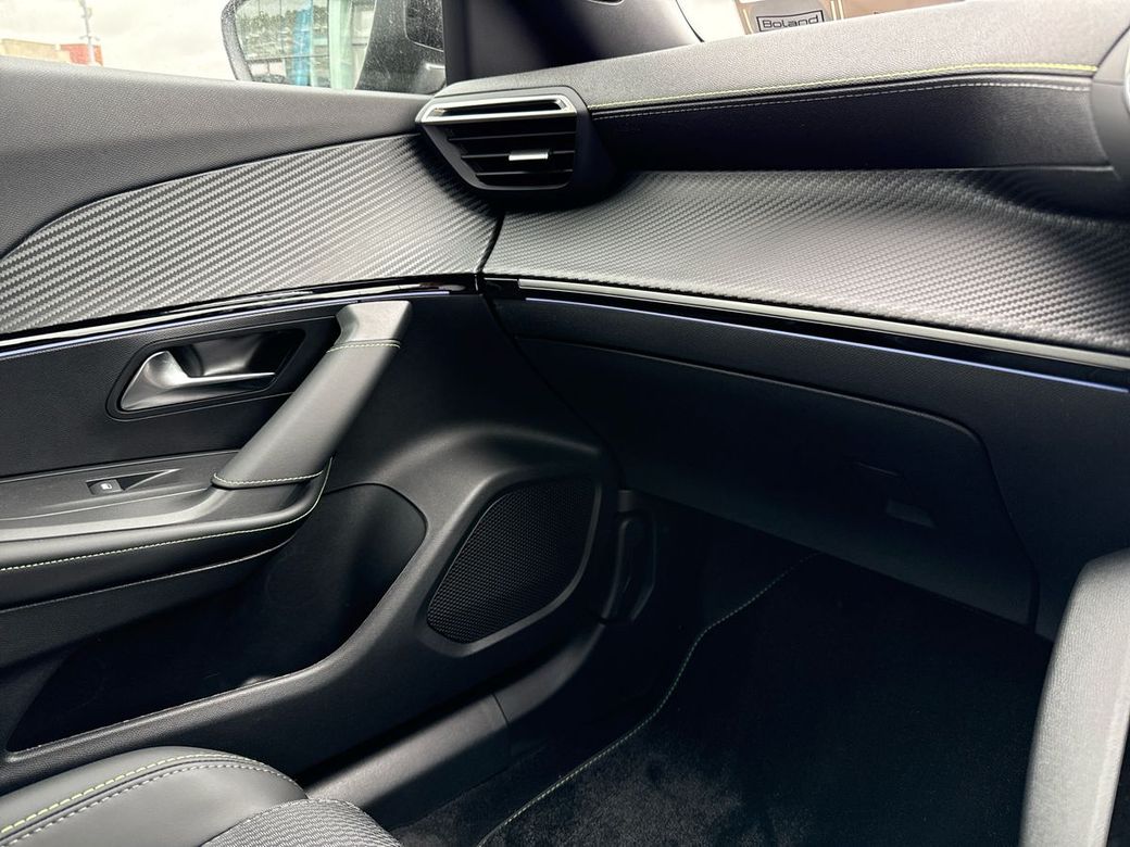 2025 Peugeot 2008