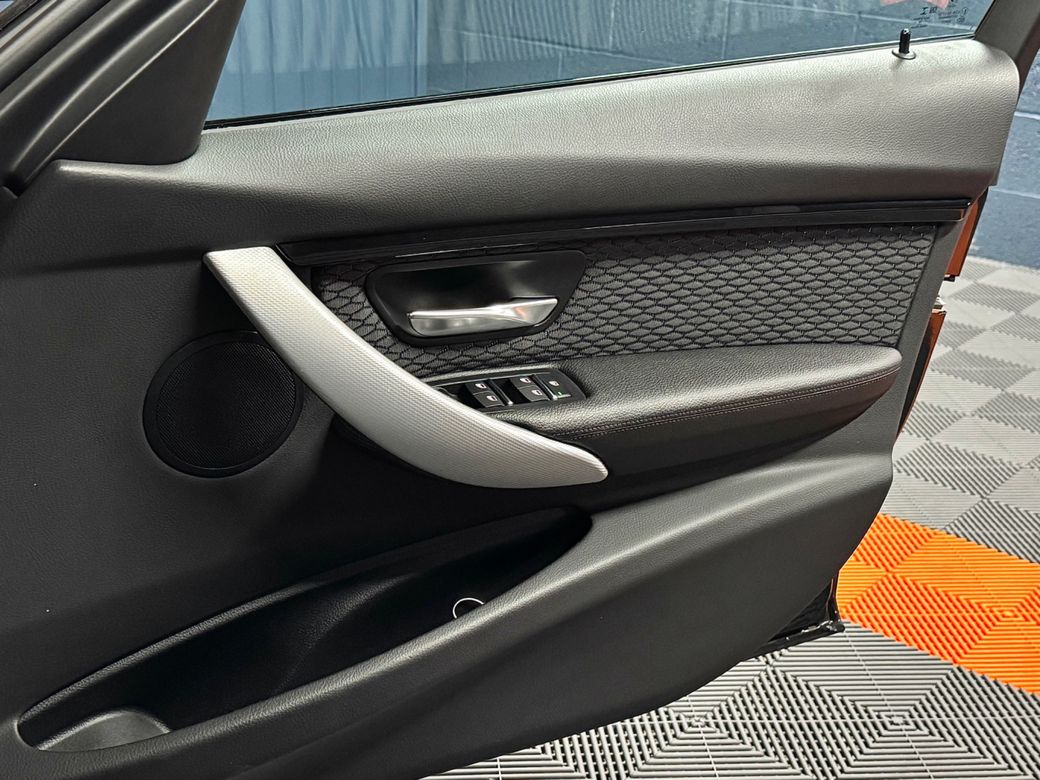 2017 BMW 3 Series