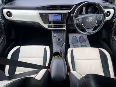 2017 Toyota Auris