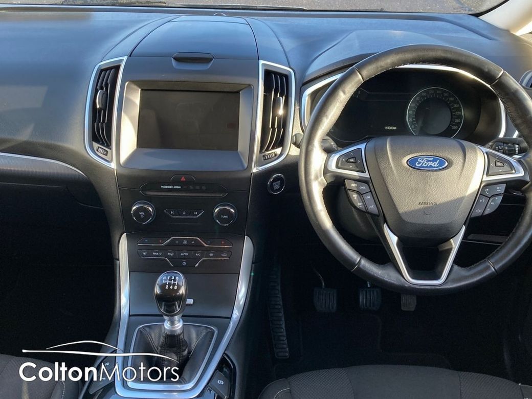 2021 Ford S-Max