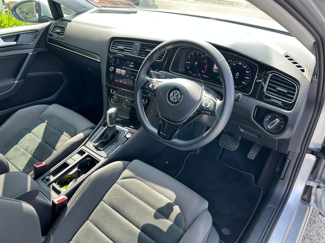 2019 Volkswagen Golf