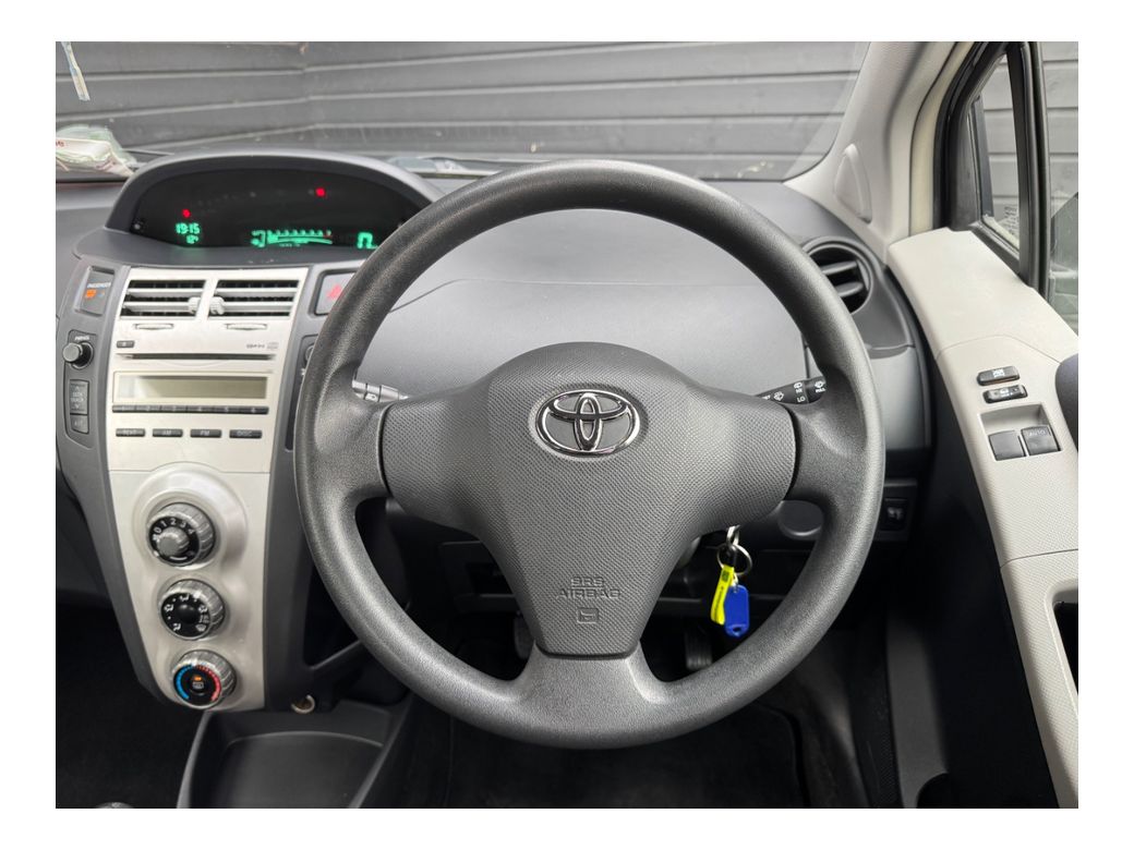 2006 Toyota Yaris