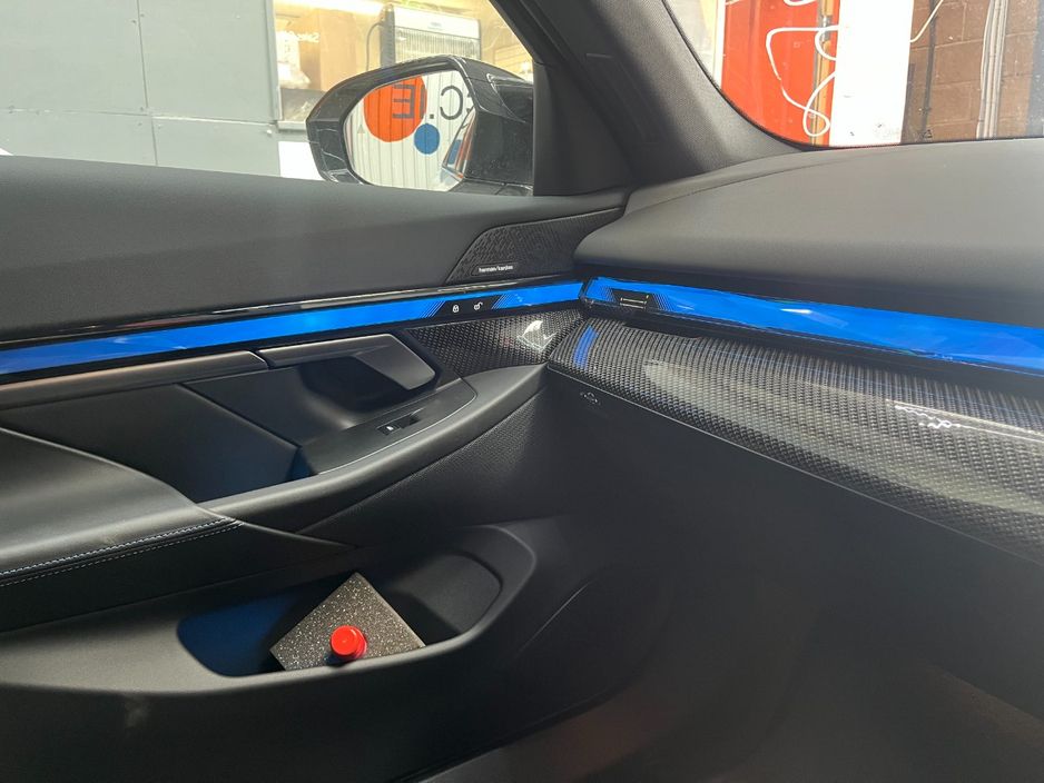 2024 BMW i5