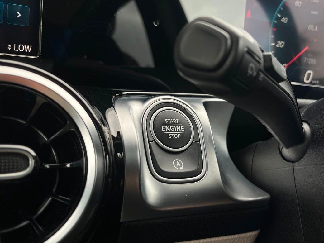 2021 Mercedes-Benz GLB Class
