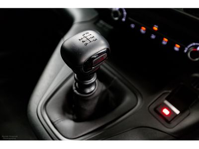 2025 Peugeot Partner