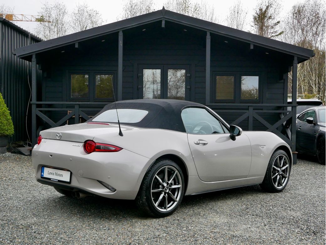 2023 Mazda MX-5
