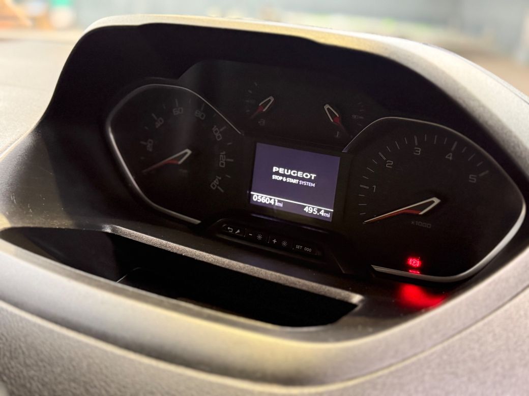 2023 Peugeot Partner