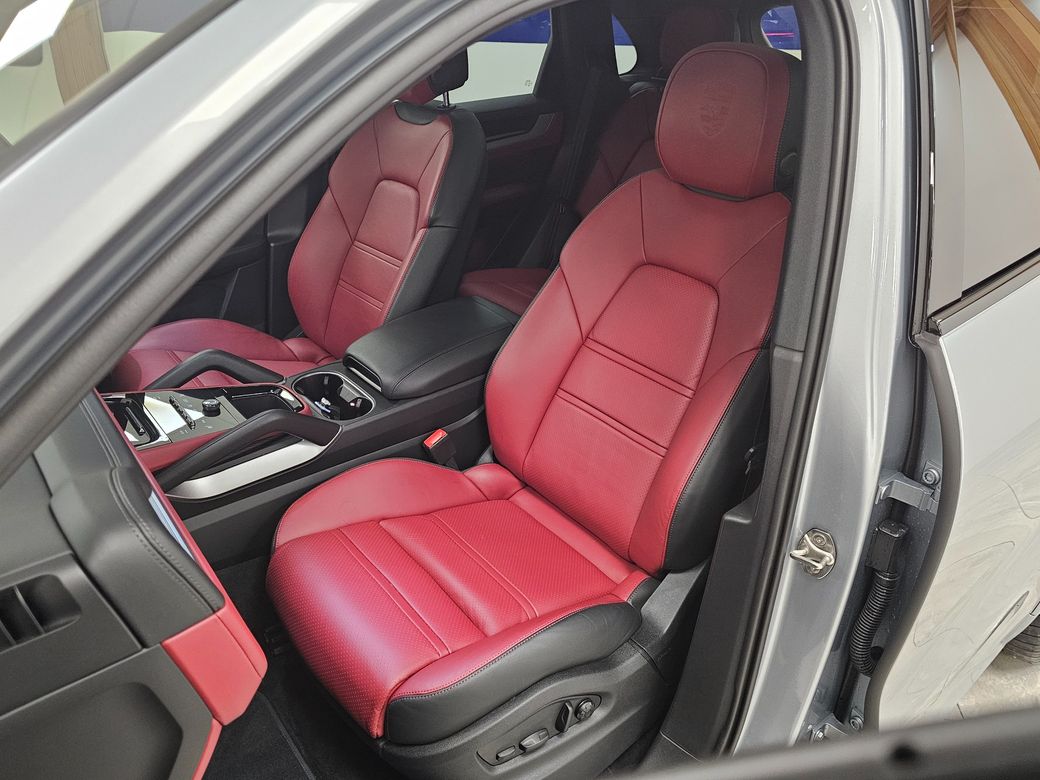 2025 Porsche Cayenne