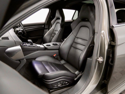 2023 Porsche Panamera