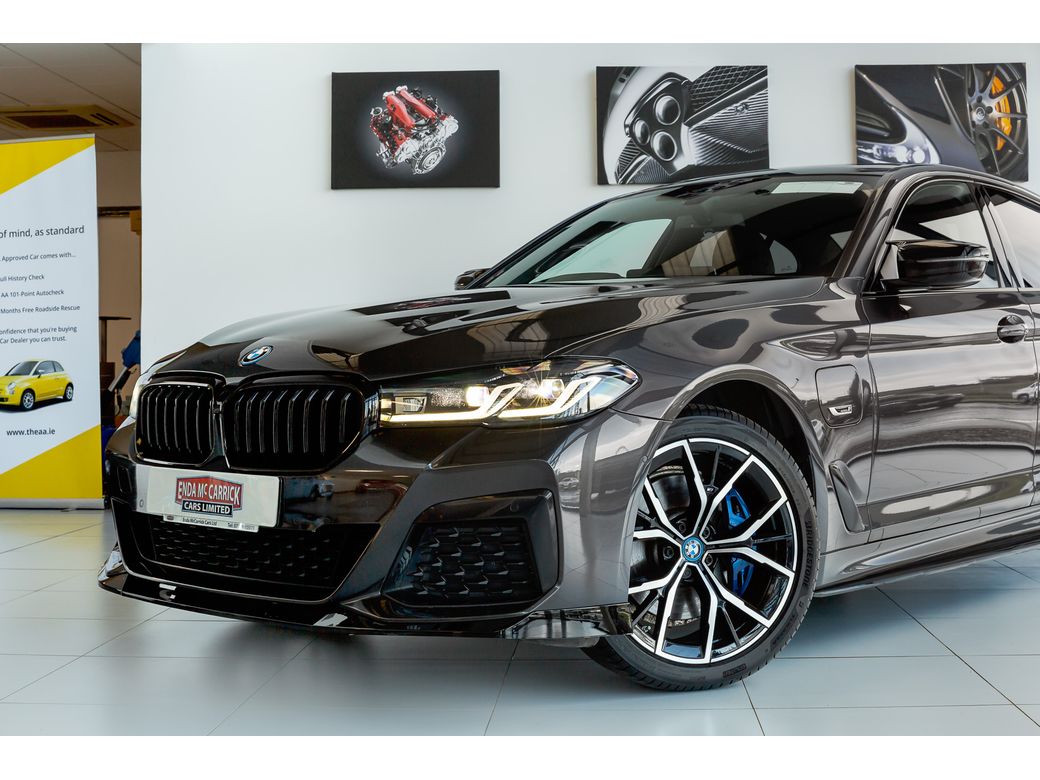2023 BMW 530