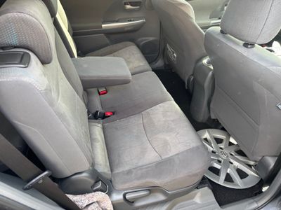 2013 Toyota Prius Alpha