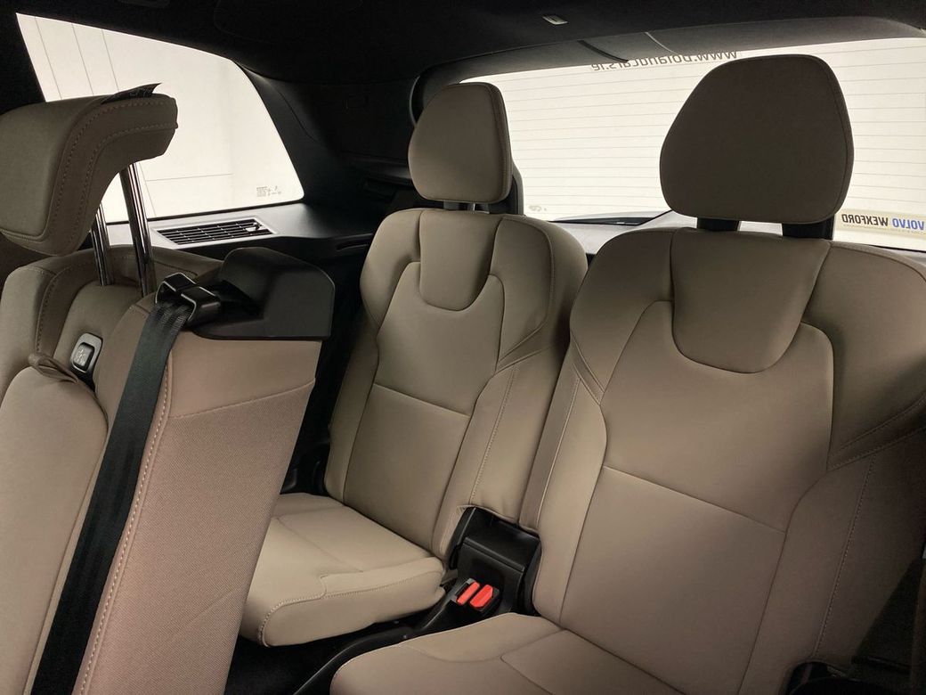 2025 Volvo XC90