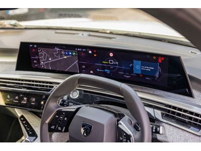 2025 Peugeot 5008