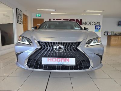 2025 Lexus ES 300h