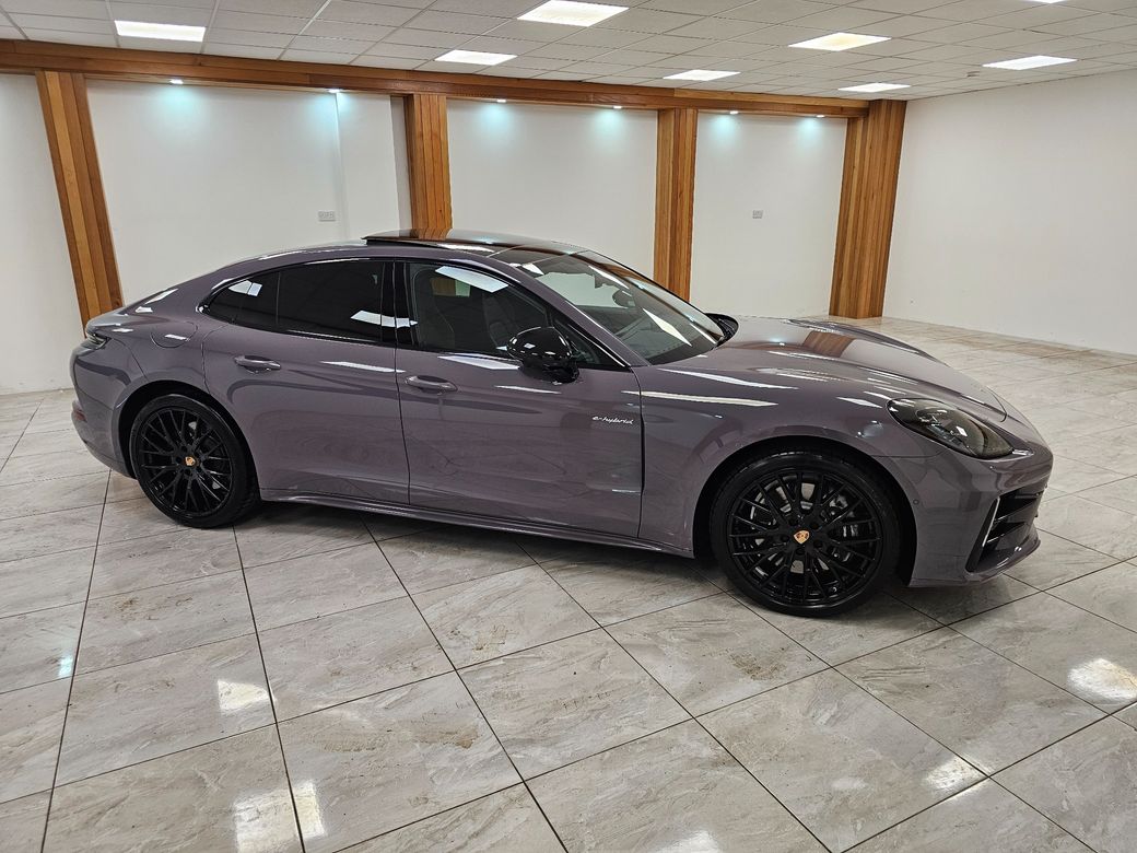2024 Porsche Panamera